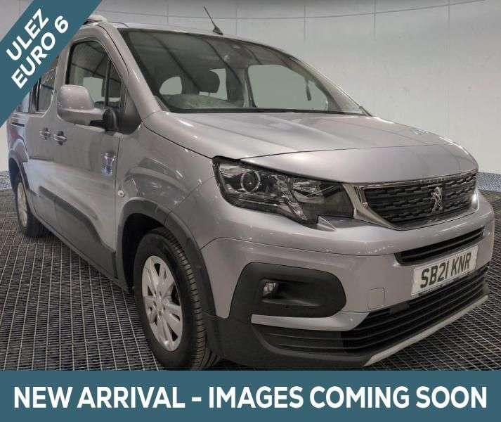 A 2021 PEUGEOT RIFTER L2 LWB 5 Seat Wheelchair Accessible Disabled Access Vehicle WAV A 2021 PEUGEOT RIFTER L2 LWB 5 Seat Wheelchair Accessible Disabled Access Vehicle WAV