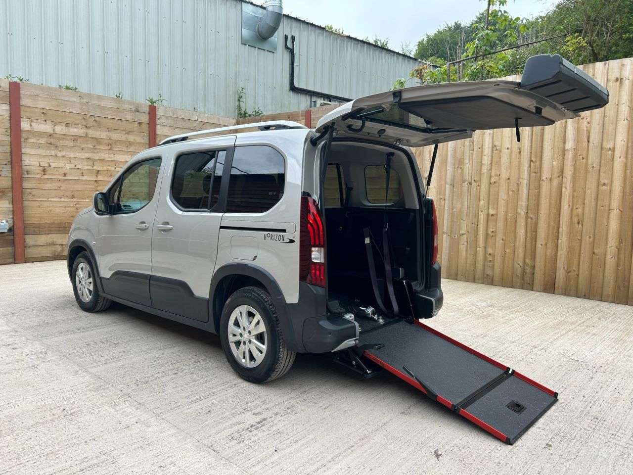 A 2021 PEUGEOT RIFTER 3 Seat Petrol Auto Wheelchair Accessible Disabled Access Vehicle WAV A 2021 PEUGEOT RIFTER 3 Seat Petrol Auto Wheelchair Accessible Disabled Access Vehicle WAV