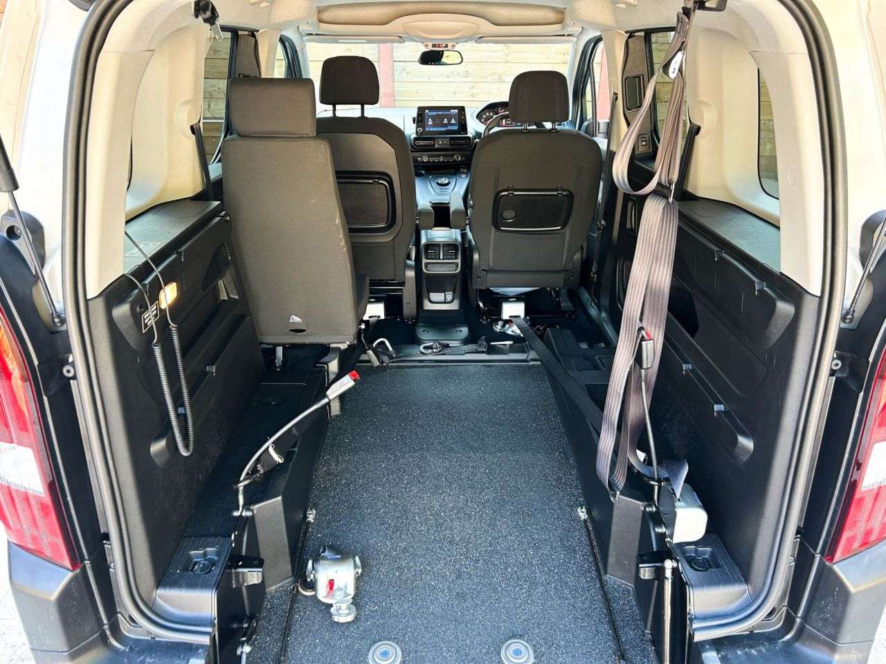 2021 PEUGEOT RIFTER 2021 PEUGEOT RIFTER