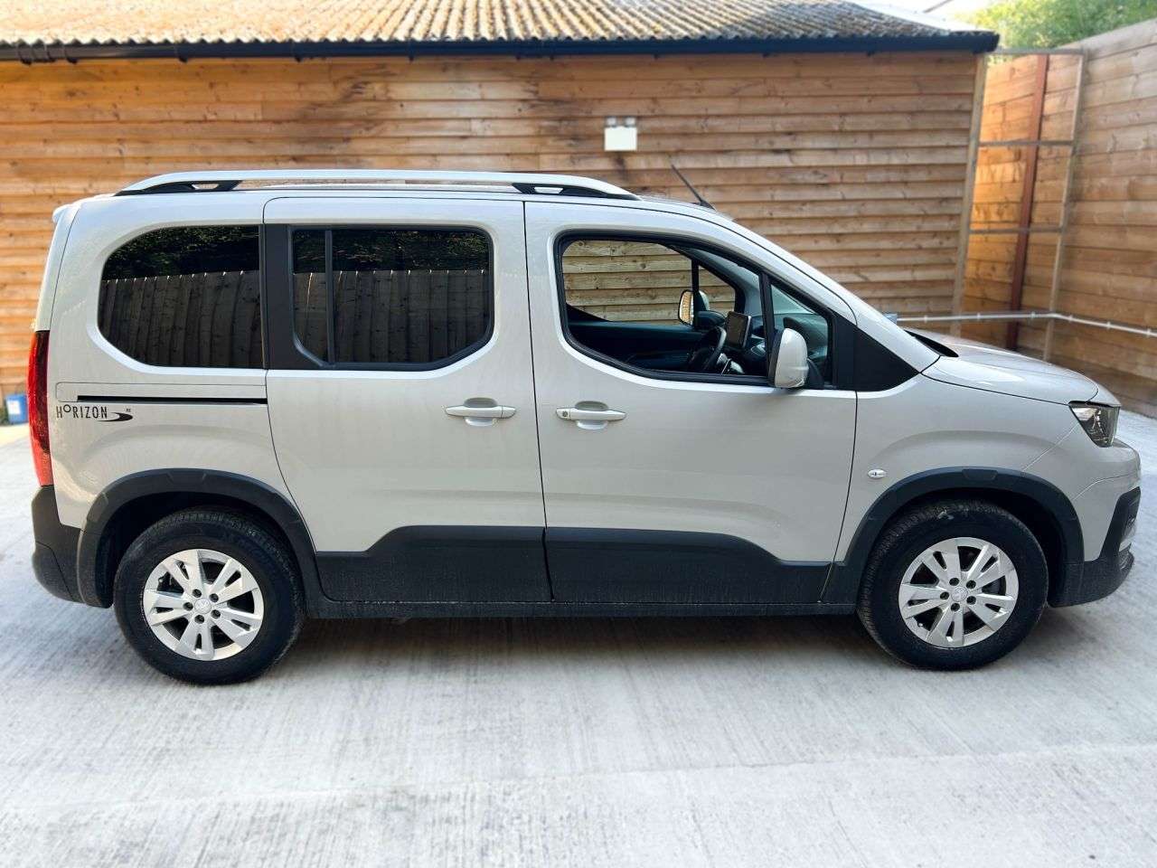 2021 PEUGEOT RIFTER 2021 PEUGEOT RIFTER