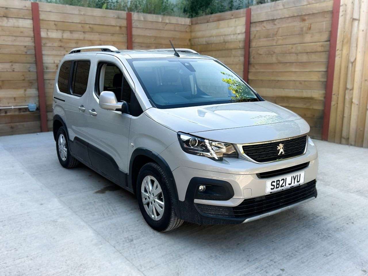 2021 PEUGEOT RIFTER 2021 PEUGEOT RIFTER
