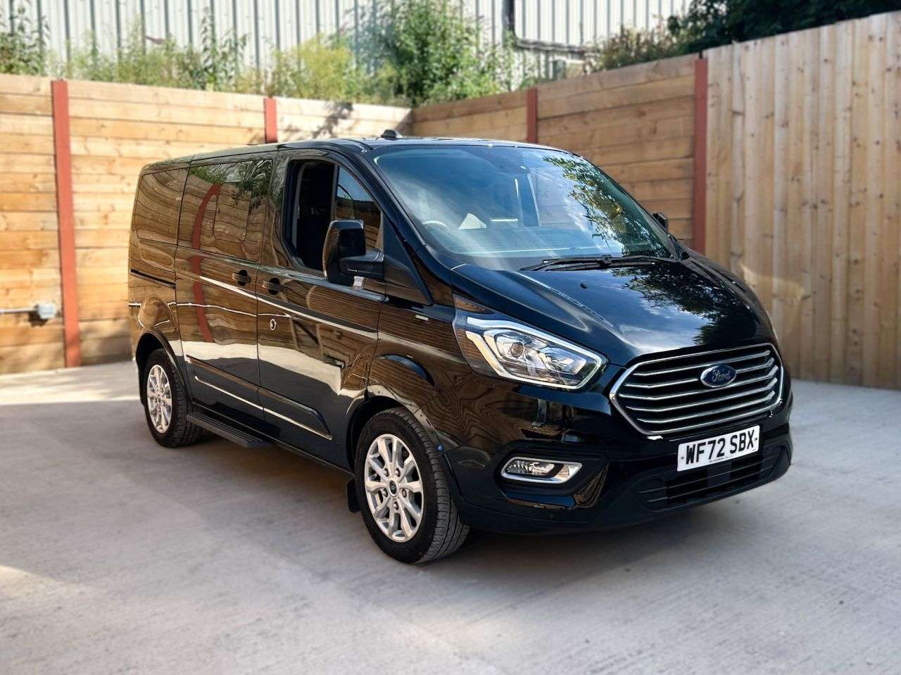 A 2022 FORD TOURNEO CUSTOM 4 Seat Driver Transfer Wheelchair Accessible Disabled Access Vehicle WAV A 2022 FORD TOURNEO CUSTOM 4 Seat Driver Transfer Wheelchair Accessible Disabled Access Vehicle WAV