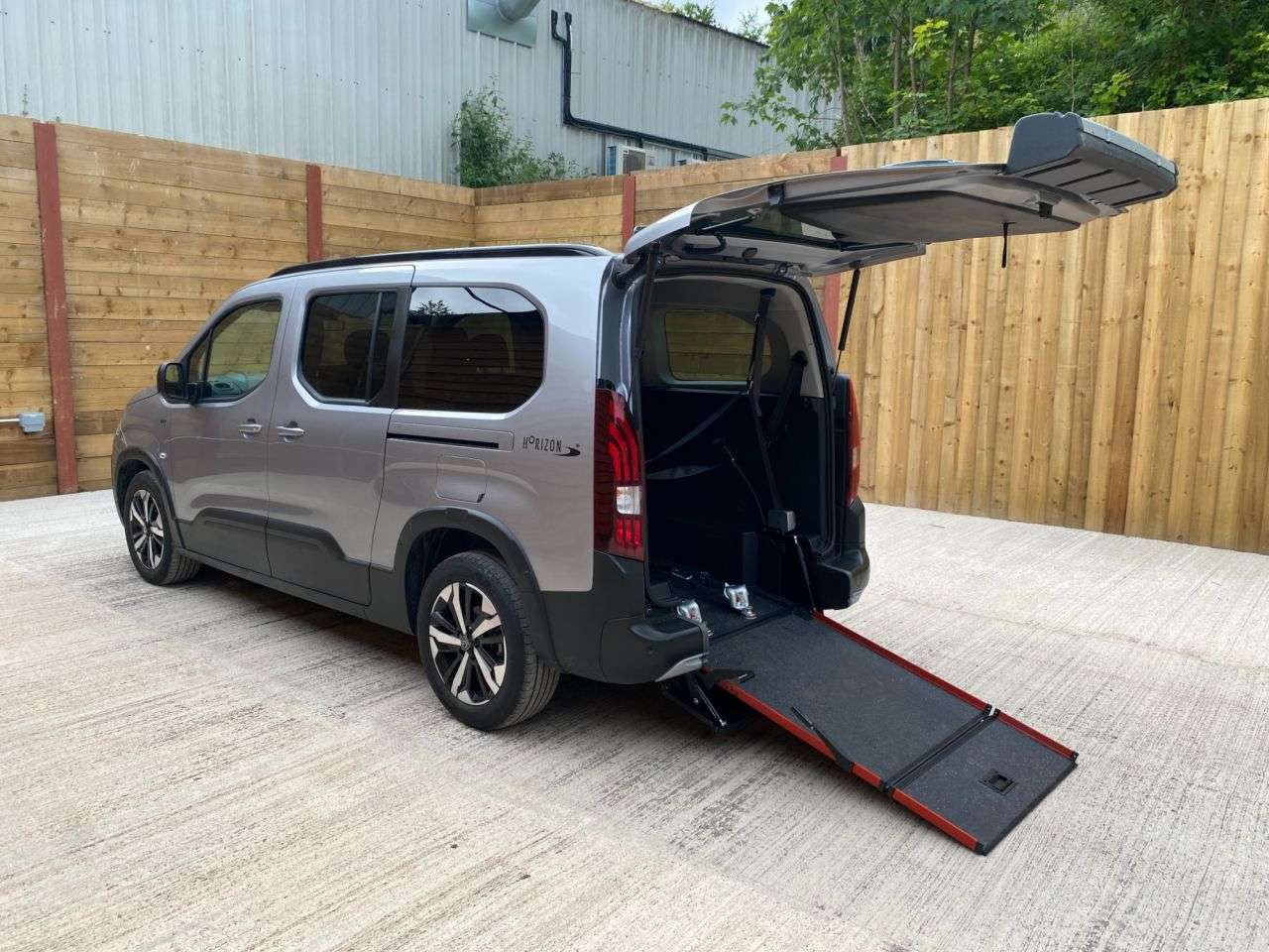 A 2024 PEUGEOT RIFTER L2 LWB 5 Seat Auto Wheelchair Accessible Disabled Access Vehicle WAV A 2024 PEUGEOT RIFTER L2 LWB 5 Seat Auto Wheelchair Accessible Disabled Access Vehicle WAV