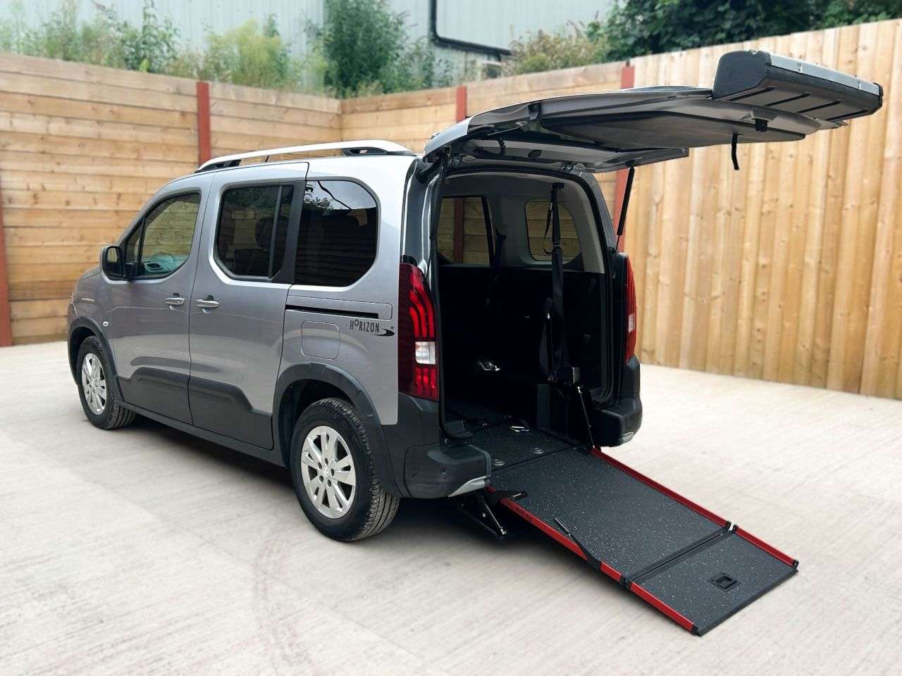 A 2021 PEUGEOT RIFTER 3 Seat Petrol Auto Wheelchair Accessible Disabled Access Vehicle WAV A 2021 PEUGEOT RIFTER 3 Seat Petrol Auto Wheelchair Accessible Disabled Access Vehicle WAV
