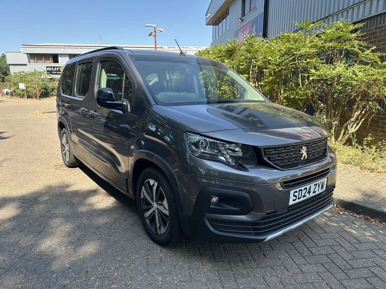 A 2024 PEUGEOT RIFTER Drive From / Passenger Up Front Wheelchair Accessible Vehicle WAV A 2024 PEUGEOT RIFTER Drive From / Passenger Up Front Wheelchair Accessible Vehicle WAV