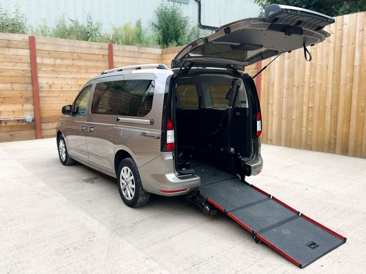 A 2023 FORD GRAND TOURNEO CONNECT 3 Seat Auto Wheelchair Accessible Disabled Access Vehicle WAV A 2023 FORD GRAND TOURNEO CONNECT 3 Seat Auto Wheelchair Accessible Disabled Access Vehicle WAV
