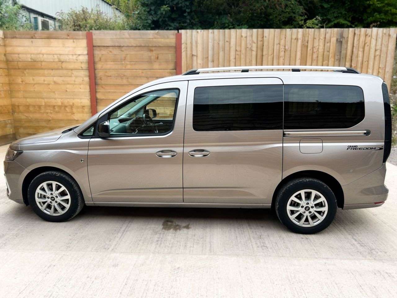 2023 FORD GRAND TOURNEO CONNECT 2023 FORD GRAND TOURNEO CONNECT