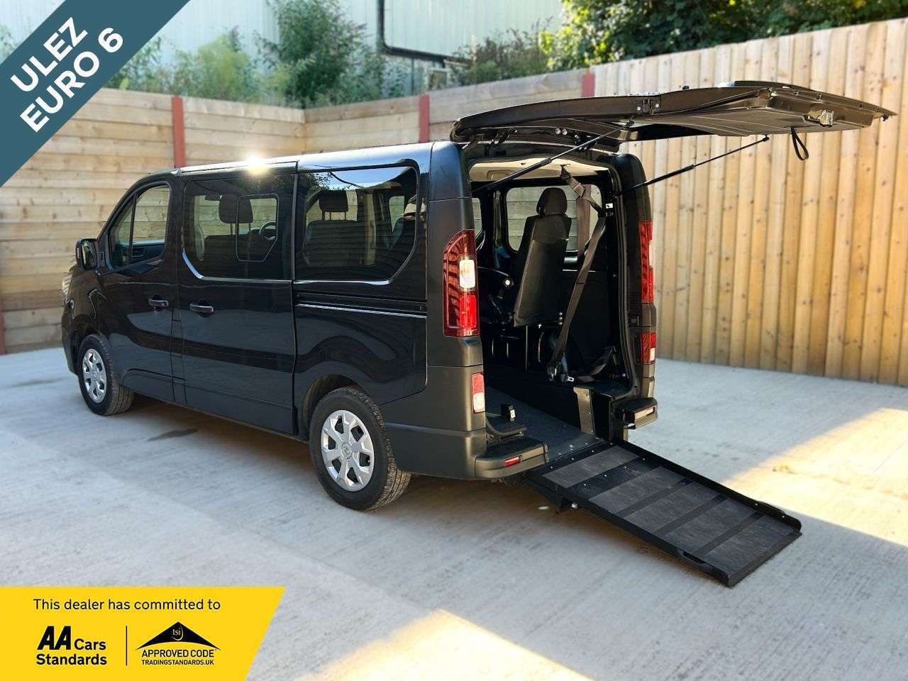 A 2024 RENAULT TRAFIC 6 Seat Wheelchair Accessible Disabled Access Vehicle WAV A 2024 RENAULT TRAFIC 6 Seat Wheelchair Accessible Disabled Access Vehicle WAV