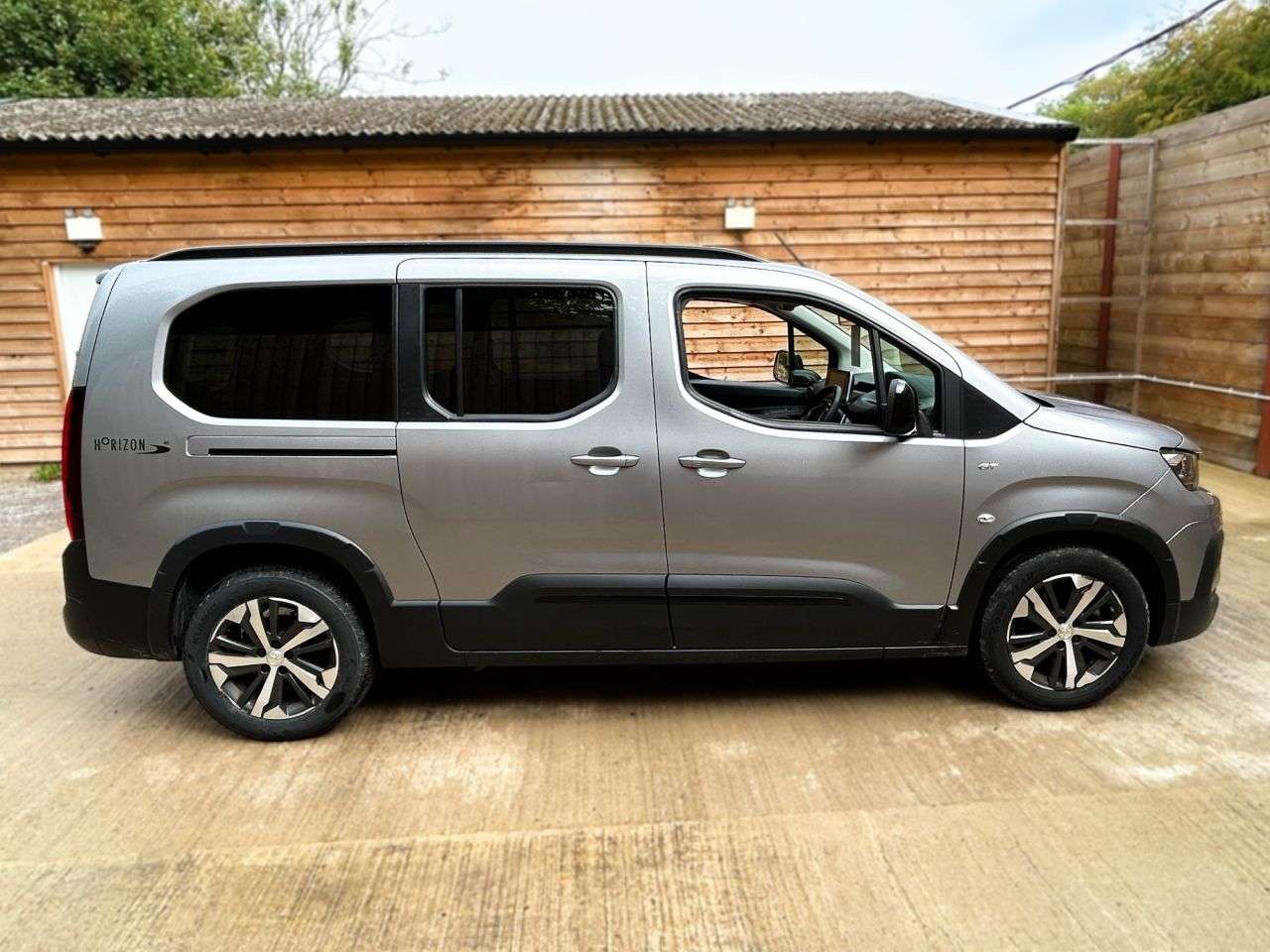 2024 PEUGEOT RIFTER 2024 PEUGEOT RIFTER