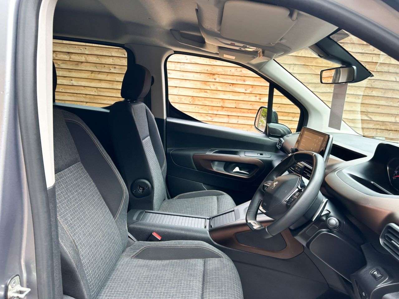 2024 PEUGEOT RIFTER 2024 PEUGEOT RIFTER