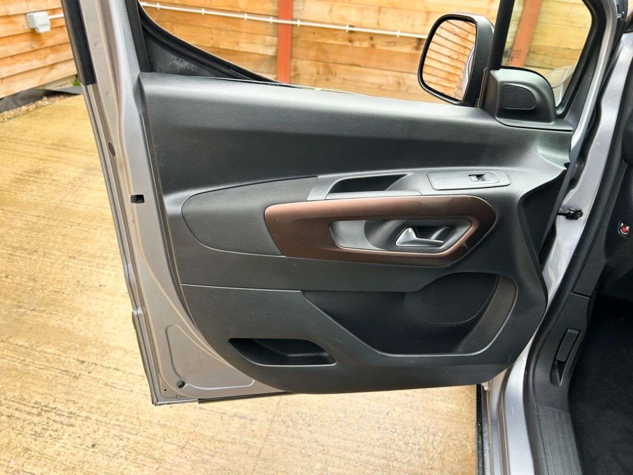 2024 PEUGEOT RIFTER 2024 PEUGEOT RIFTER