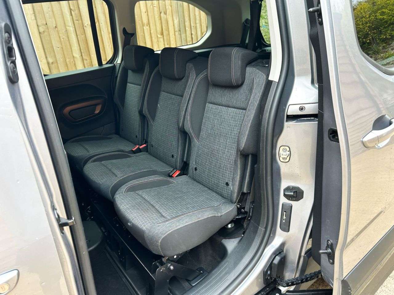 2024 PEUGEOT RIFTER 2024 PEUGEOT RIFTER