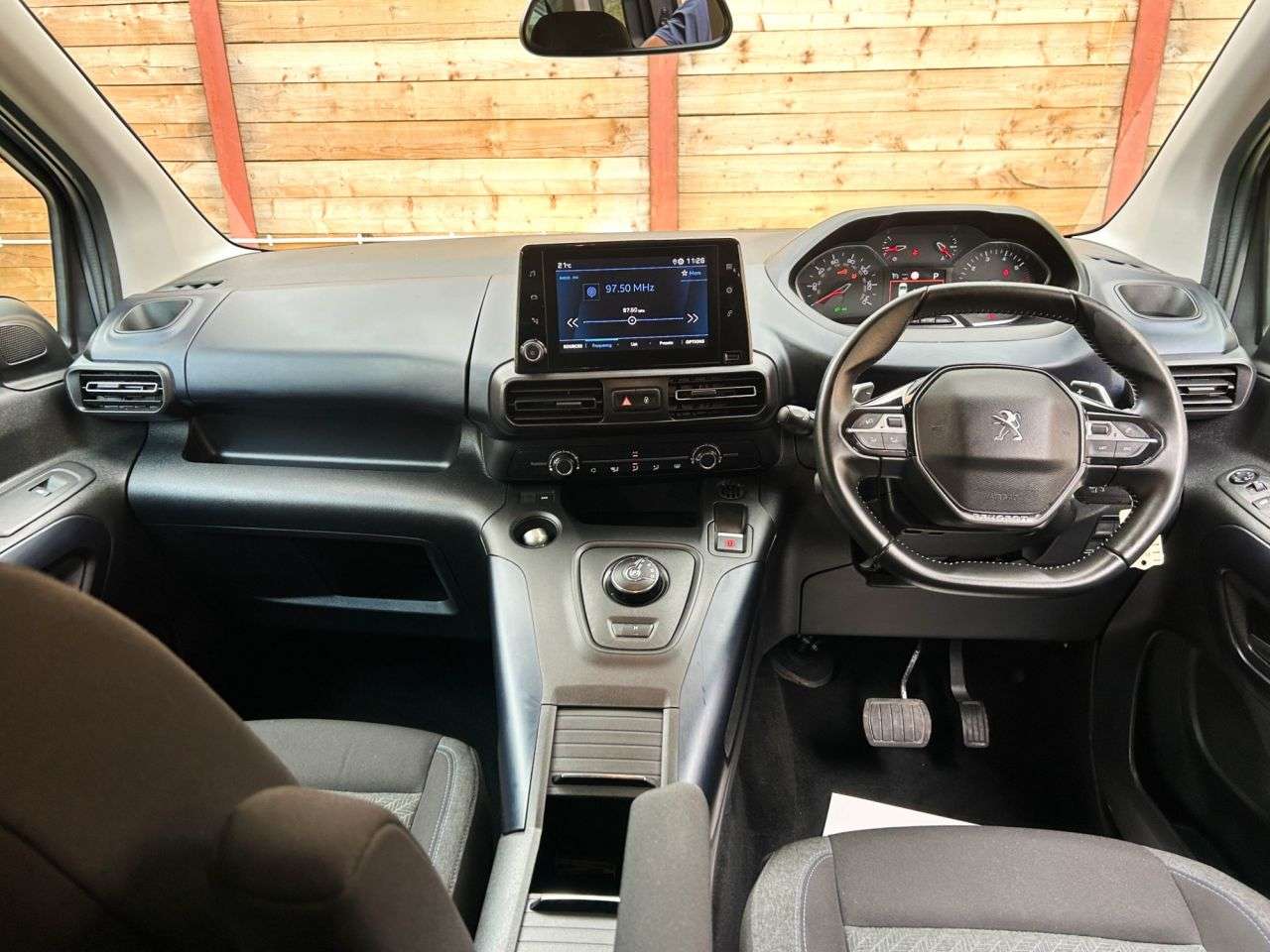 A 2021 PEUGEOT RIFTER L2 LWB 5 Seat Petrol Auto Wheelchair Accessible Disabled Access Vehicle WAV A 2021 PEUGEOT RIFTER L2 LWB 5 Seat Petrol Auto Wheelchair Accessible Disabled Access Vehicle WAV