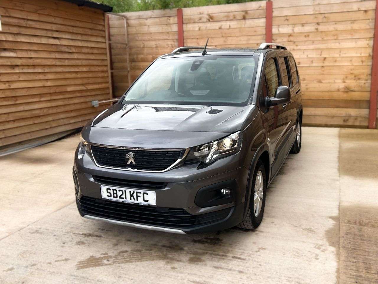 2021 PEUGEOT RIFTER 2021 PEUGEOT RIFTER