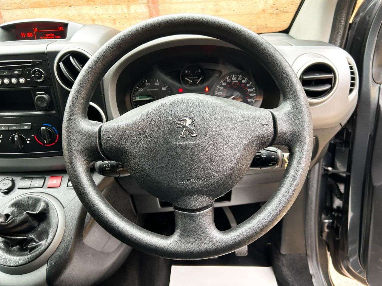 2017 PEUGEOT PARTNER TEPEE 2017 PEUGEOT PARTNER TEPEE