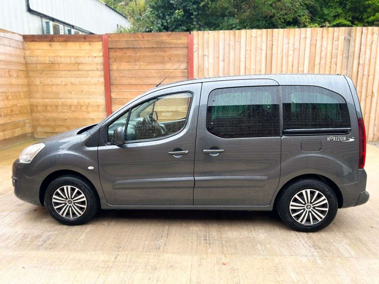 2017 PEUGEOT PARTNER TEPEE 2017 PEUGEOT PARTNER TEPEE