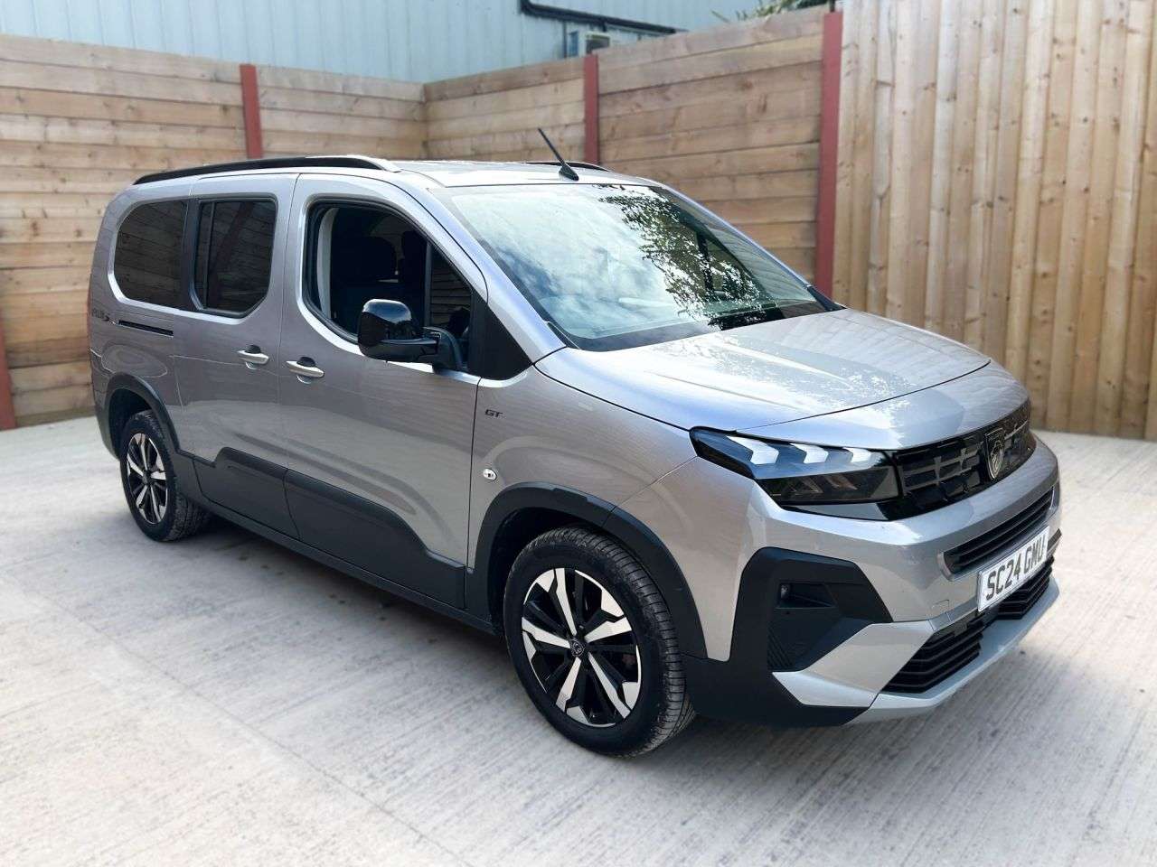 A 2024 PEUGEOT RIFTER L2 LWB 3 Seat Wheelchair Accessible Disabled Access Vehicle WAV A 2024 PEUGEOT RIFTER L2 LWB 3 Seat Wheelchair Accessible Disabled Access Vehicle WAV