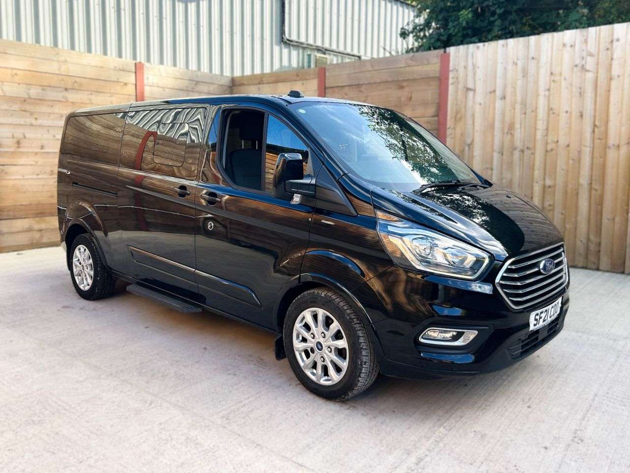 A 2021 FORD TOURNEO CUSTOM L2 LWB Twin Wheelchair 5 Seat Auto Wheelchair Accessible Disabled Access Ve A 2021 FORD TOURNEO CUSTOM L2 LWB Twin Wheelchair 5 Seat Auto Wheelchair Accessible Disabled Access Ve