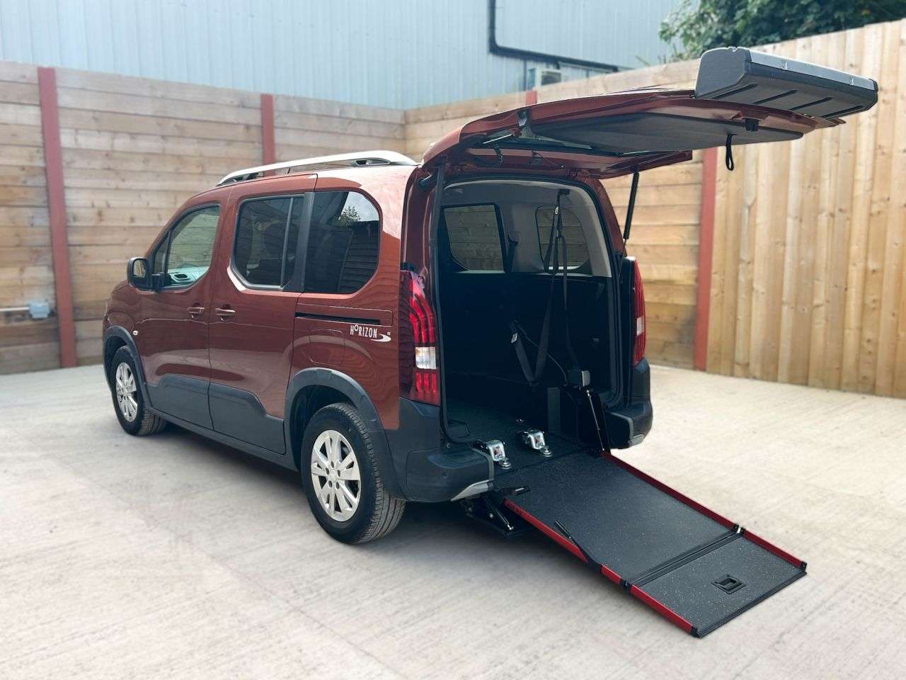 A 2021 PEUGEOT RIFTER Petrol Auto Wheelchair Accessible Disabled Access Vehicle WAV A 2021 PEUGEOT RIFTER Petrol Auto Wheelchair Accessible Disabled Access Vehicle WAV