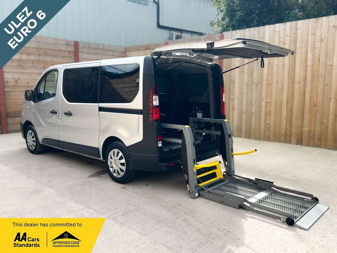 A 2019 RENAULT TRAFIC 4 Seat Wheelchair Accessible Disabled Access Vehicle WAV A 2019 RENAULT TRAFIC 4 Seat Wheelchair Accessible Disabled Access Vehicle WAV