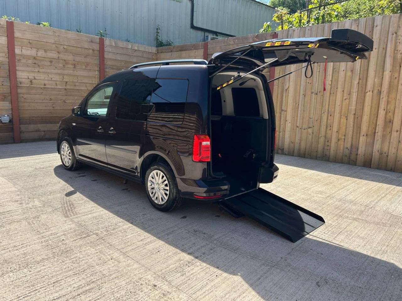 A 2016 VOLKSWAGEN CADDY LIFE Driver Transfer Auto Wheelchair Accessible Disabled Access Vehicle WAV A 2016 VOLKSWAGEN CADDY LIFE Driver Transfer Auto Wheelchair Accessible Disabled Access Vehicle WAV