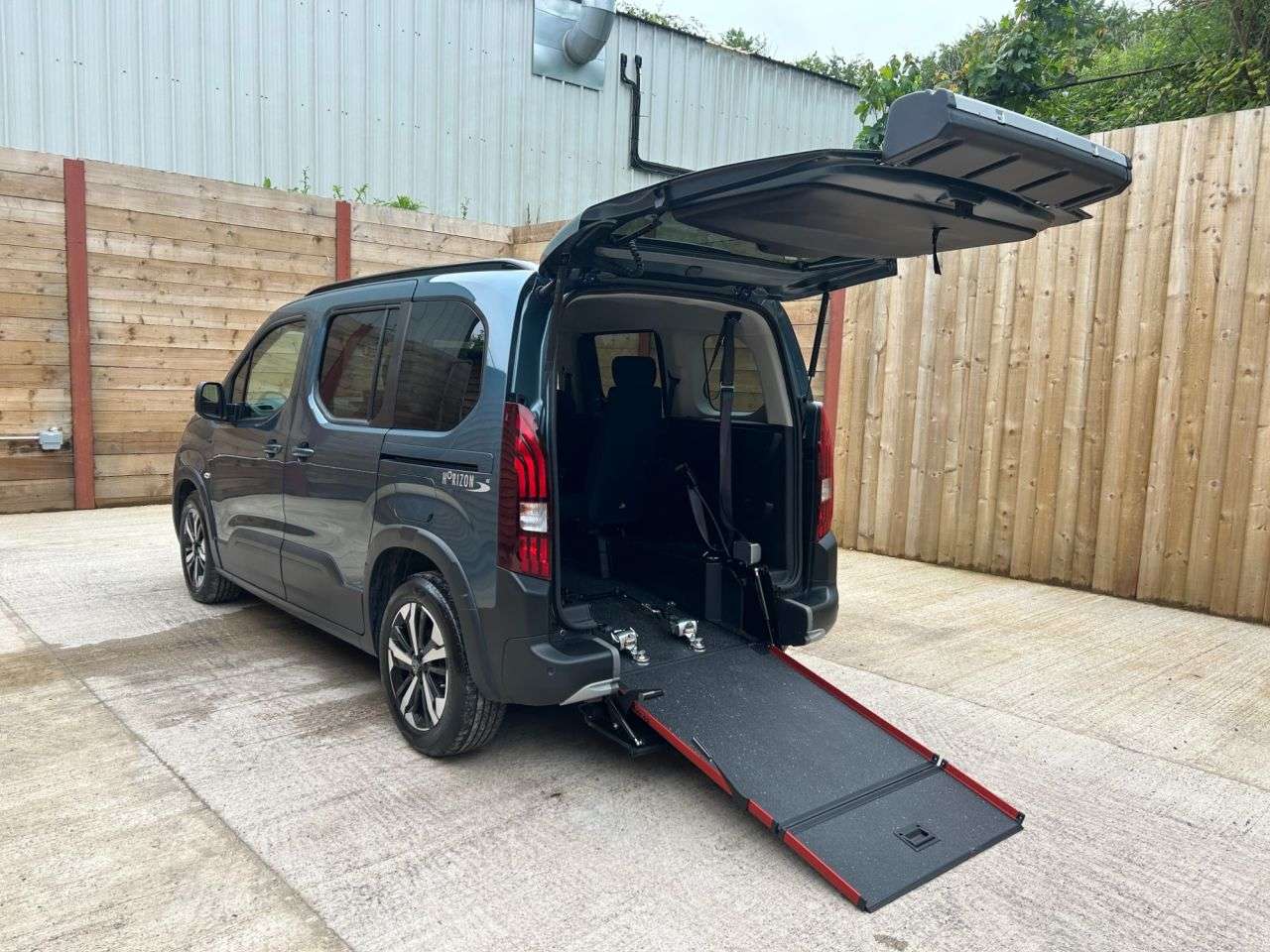 A 2025 PEUGEOT RIFTER 3 Seat Auto Wheelchair Accessible Disabled Access Vehicle WAV A 2025 PEUGEOT RIFTER 3 Seat Auto Wheelchair Accessible Disabled Access Vehicle WAV