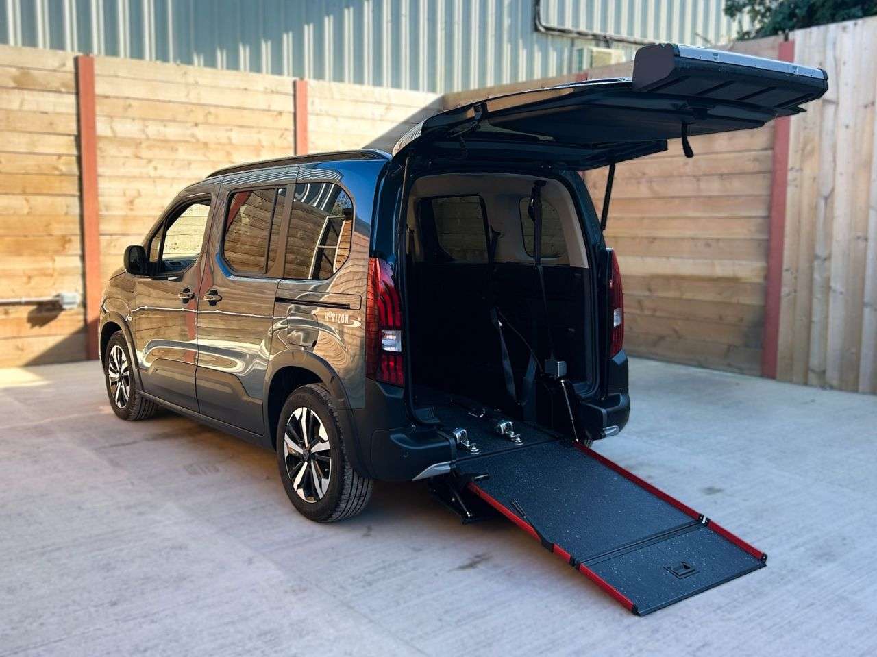 A 2025 PEUGEOT RIFTER 3 Seat Auto Wheelchair Accessible Disabled Access Vehicle WAV A 2025 PEUGEOT RIFTER 3 Seat Auto Wheelchair Accessible Disabled Access Vehicle WAV