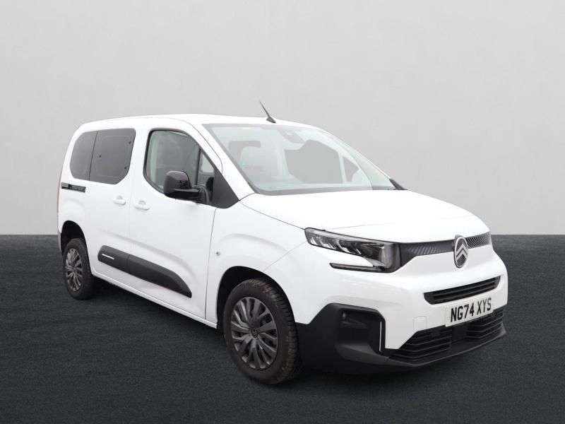 A 2025 CITROEN BERLINGO 3 Seat Auto Wheelchair Accessible Disabled Access Vehicle WAV A 2025 CITROEN BERLINGO 3 Seat Auto Wheelchair Accessible Disabled Access Vehicle WAV