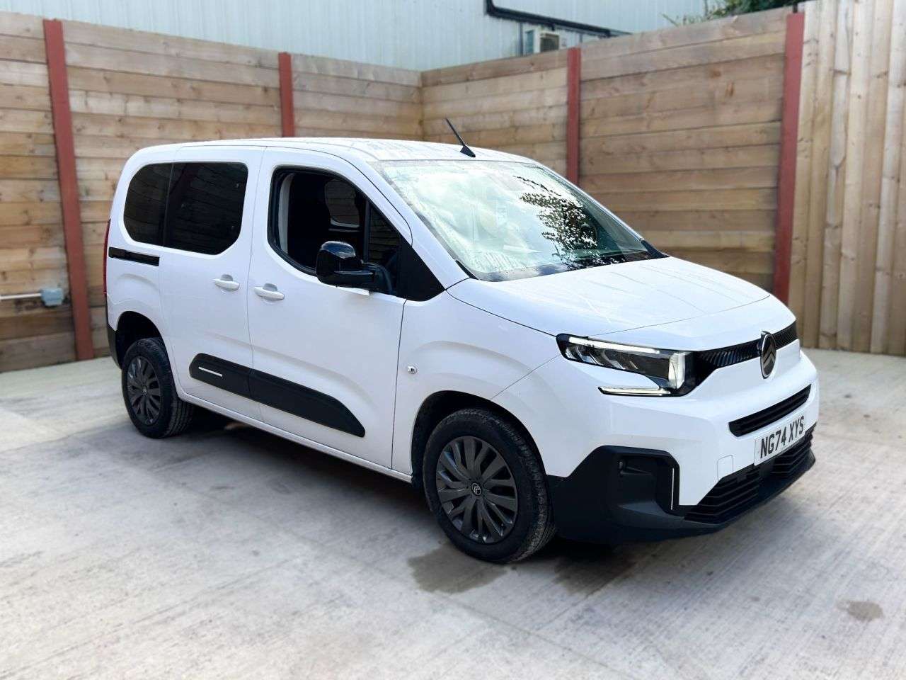 A 2025 CITROEN BERLINGO 3 Seat Auto Wheelchair Accessible Disabled Access Vehicle WAV A 2025 CITROEN BERLINGO 3 Seat Auto Wheelchair Accessible Disabled Access Vehicle WAV