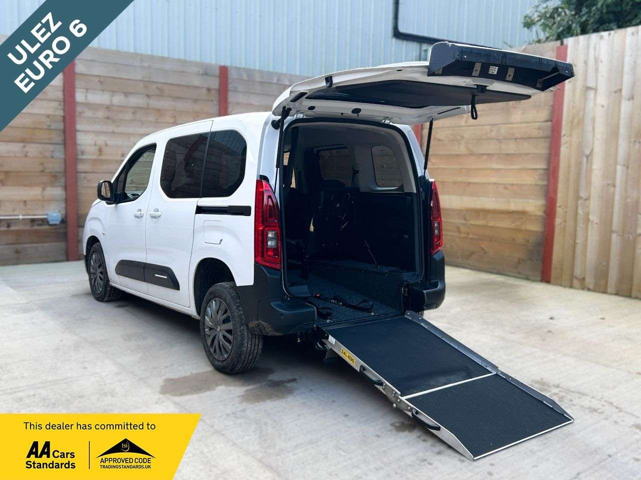 A 2025 CITROEN BERLINGO 3 Seat Auto Wheelchair Accessible Disabled Access Vehicle WAV A 2025 CITROEN BERLINGO 3 Seat Auto Wheelchair Accessible Disabled Access Vehicle WAV