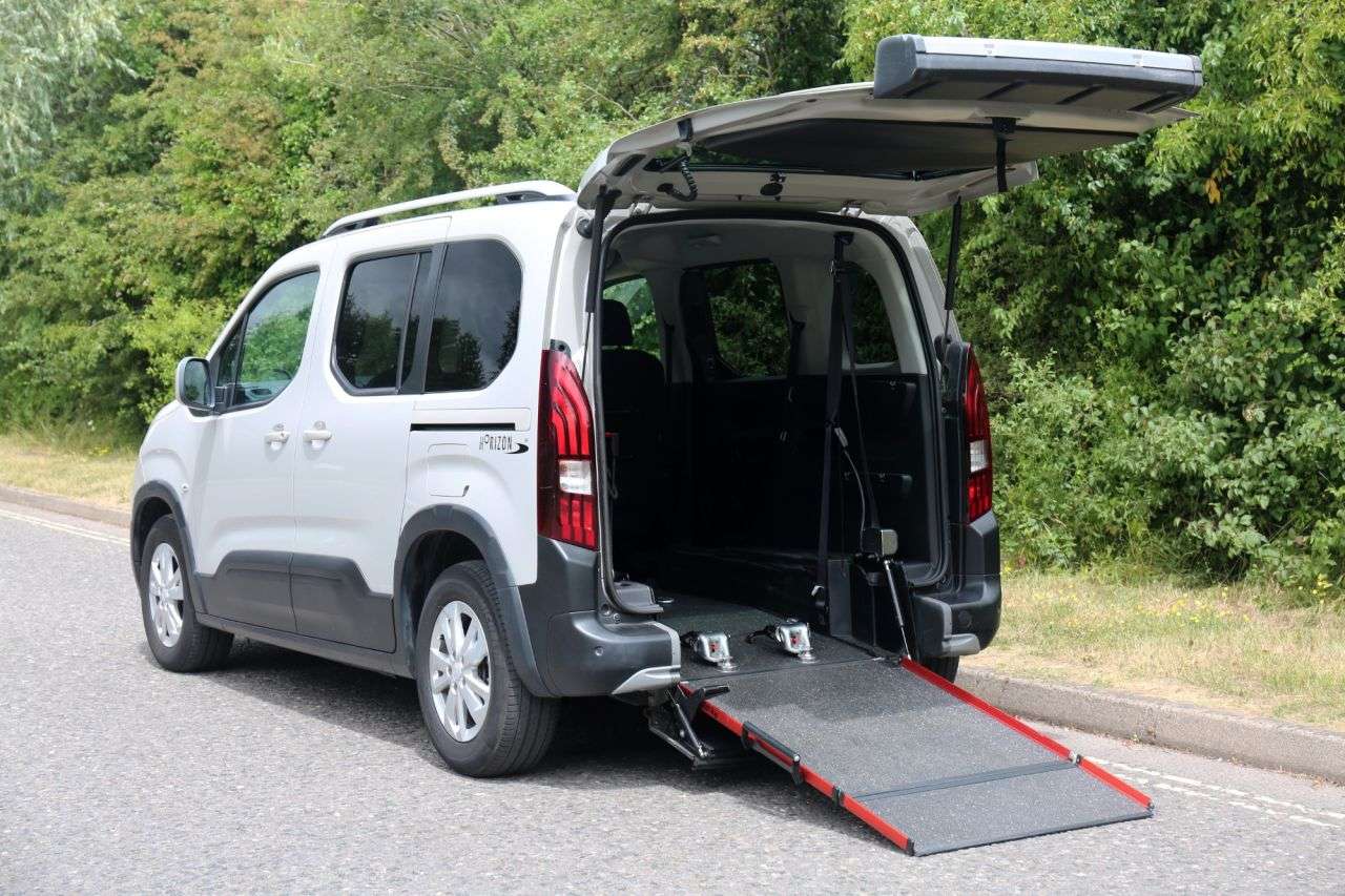 A 2019 PEUGEOT RIFTER 3 Seat Wheelchair Accessible Disabled Access Vehicle WAV A 2019 PEUGEOT RIFTER 3 Seat Wheelchair Accessible Disabled Access Vehicle WAV