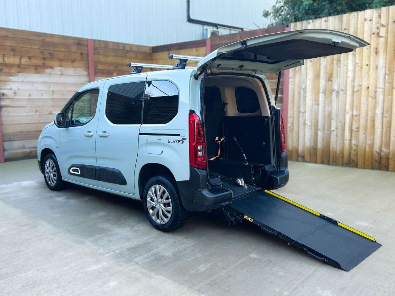 A 2021 CITROEN BERLINGO 3 Seat Auto Wheelchair Accessible Disabled Access Vehicle WAV A 2021 CITROEN BERLINGO 3 Seat Auto Wheelchair Accessible Disabled Access Vehicle WAV