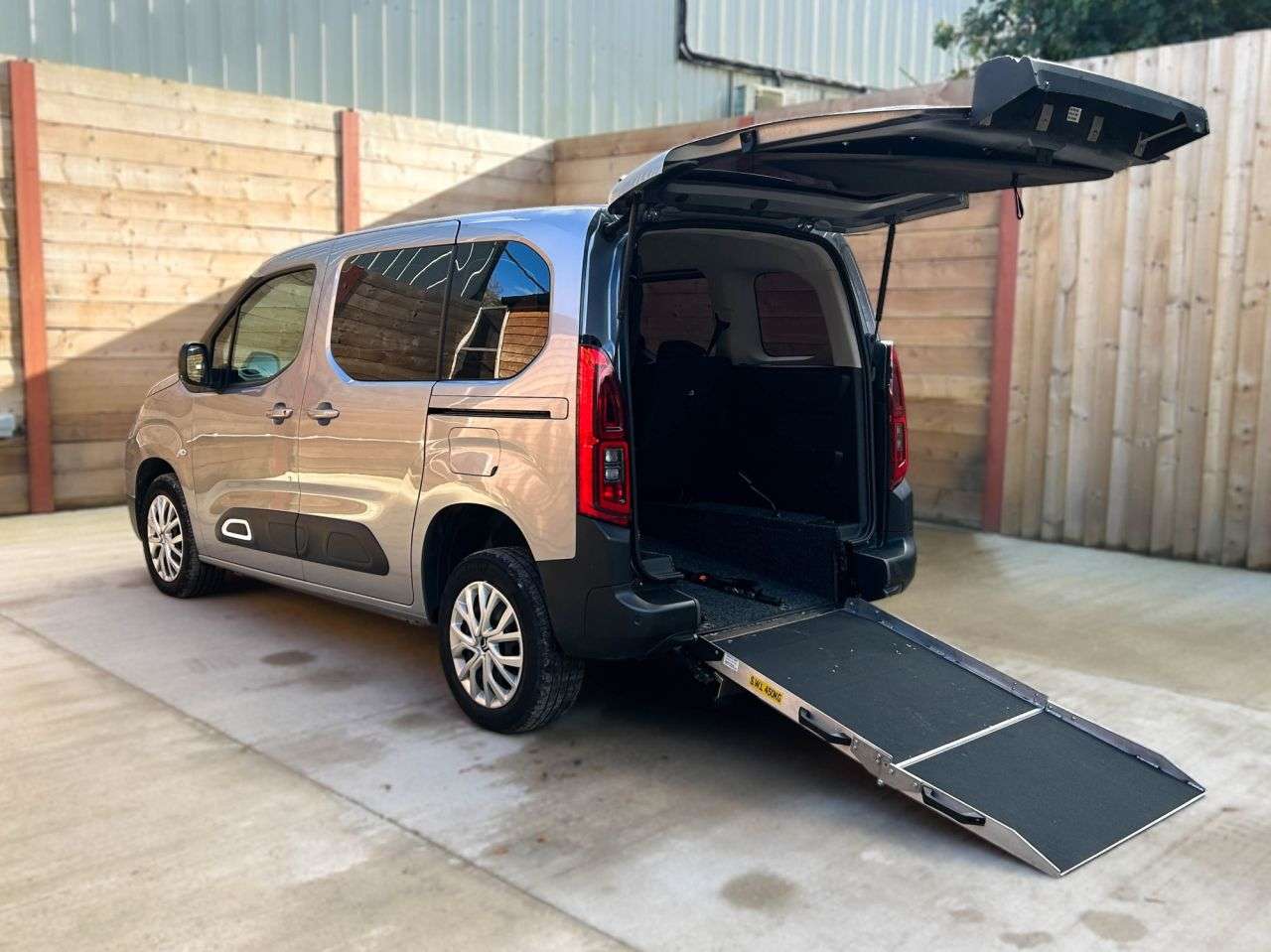 A 2024 CITROEN BERLINGO 3 Seat Auto Wheelchair Accessible Disabled Access Vehicle WAV A 2024 CITROEN BERLINGO 3 Seat Auto Wheelchair Accessible Disabled Access Vehicle WAV