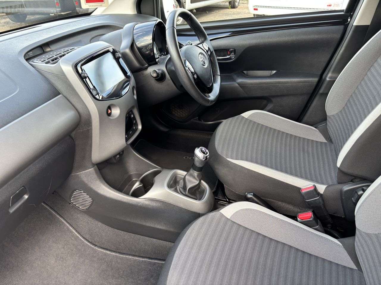 2019 TOYOTA AYGO 2019 TOYOTA AYGO