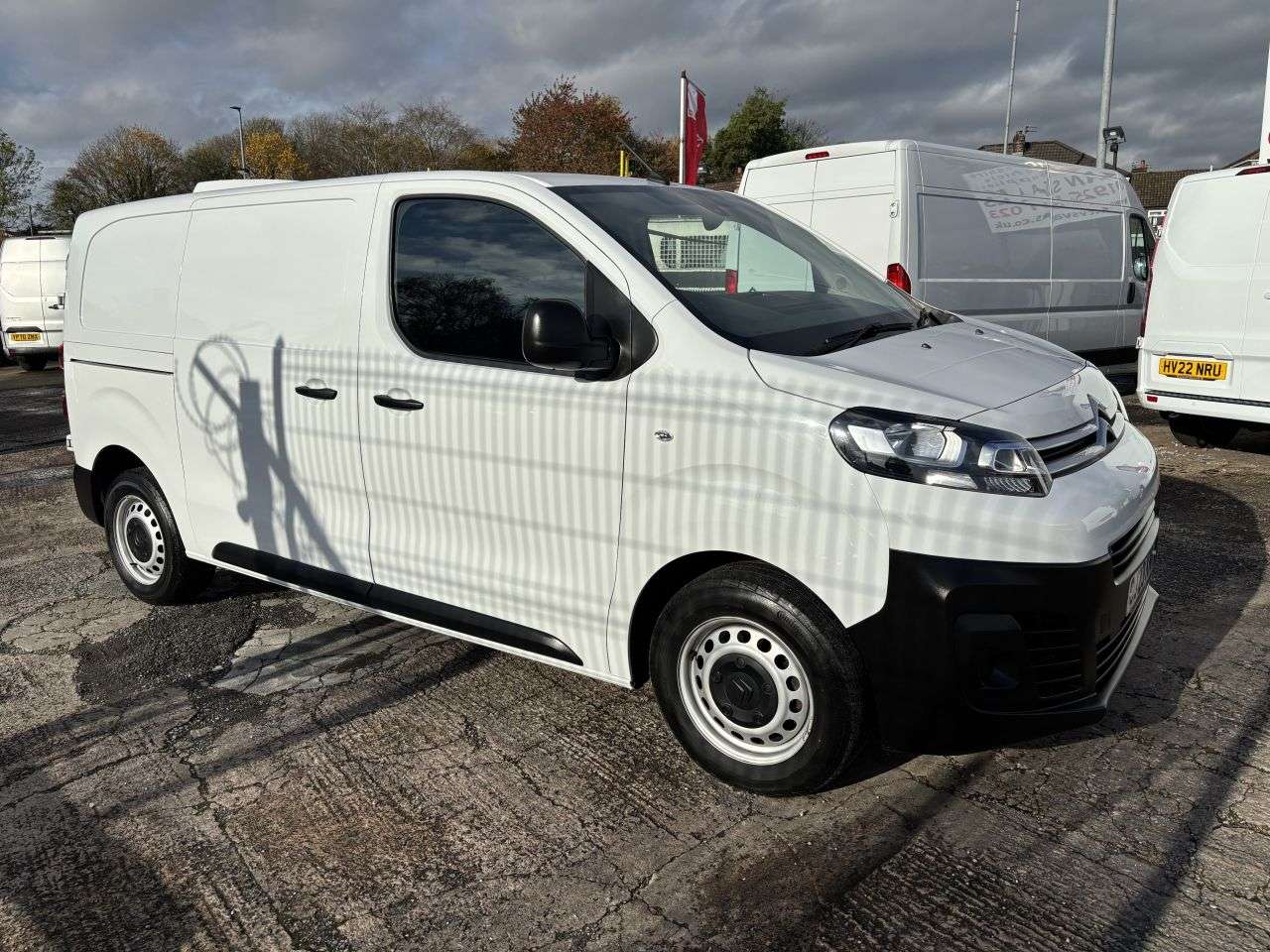 A 2023 CITROEN DISPATCH 1.5 BlueHDi 1000 Enterprise Edition M Panel Van 6dr Diesel Manual FWD 2 Eur A 2023 CITROEN DISPATCH 1.5 BlueHDi 1000 Enterprise Edition M Panel Van 6dr Diesel Manual FWD 2 Eur