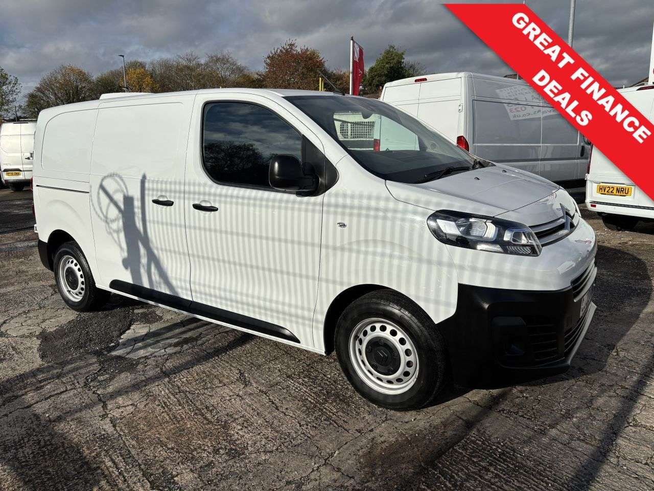 A 2023 CITROEN DISPATCH 1.5 BlueHDi 1000 Enterprise Edition M Panel Van 6dr Diesel Manual FWD 2 Eur A 2023 CITROEN DISPATCH 1.5 BlueHDi 1000 Enterprise Edition M Panel Van 6dr Diesel Manual FWD 2 Eur