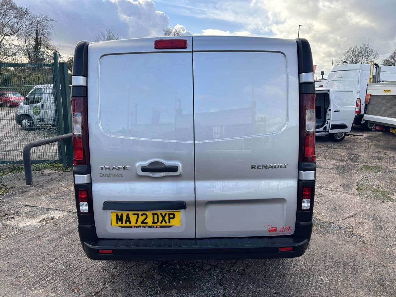 2022 RENAULT TRAFIC 2022 RENAULT TRAFIC