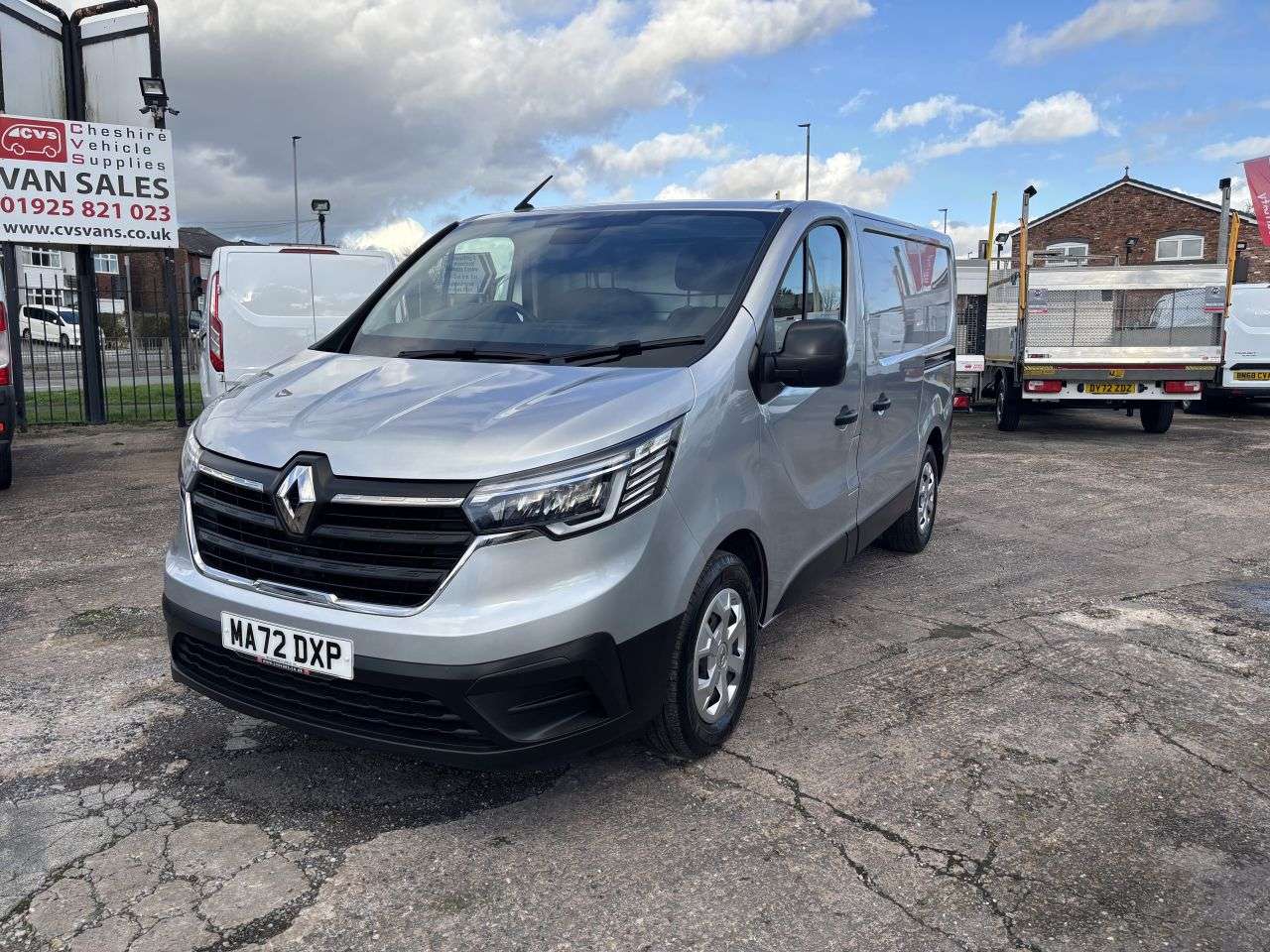 2022 RENAULT TRAFIC 2022 RENAULT TRAFIC