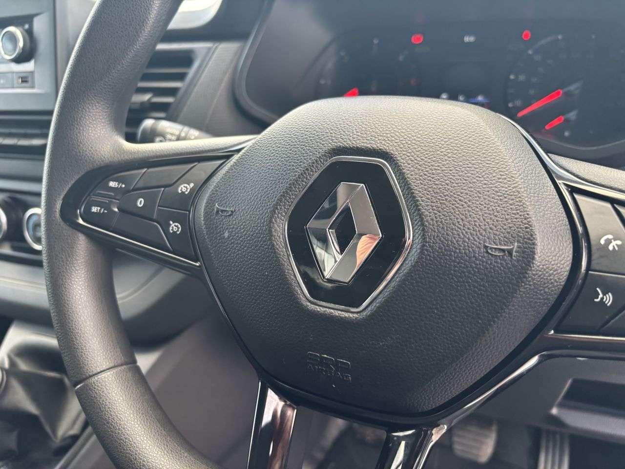 2022 RENAULT TRAFIC 2022 RENAULT TRAFIC