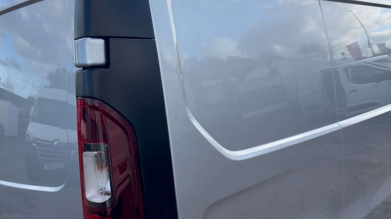 2022 RENAULT TRAFIC 2022 RENAULT TRAFIC