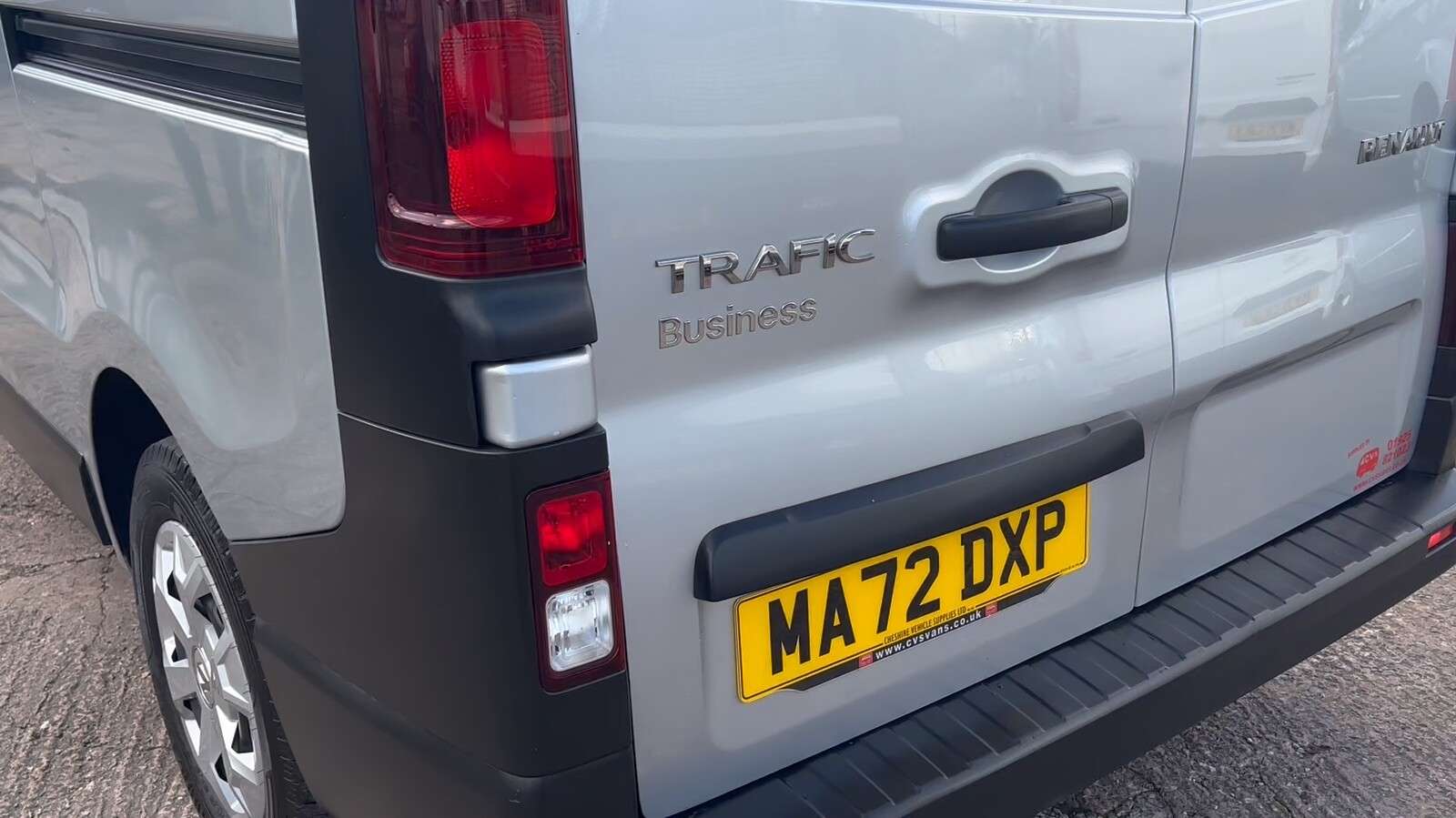 2022 RENAULT TRAFIC 2022 RENAULT TRAFIC