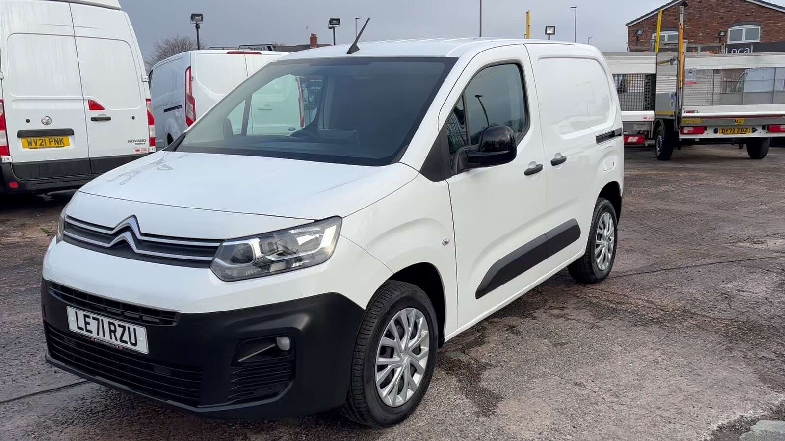 A 2022 CITROEN BERLINGO 1.5 BlueHDi 1000 Enterprise M Pro Panel Van 5dr Diesel Manual SWB Euro 6 (s A 2022 CITROEN BERLINGO 1.5 BlueHDi 1000 Enterprise M Pro Panel Van 5dr Diesel Manual SWB Euro 6 (s