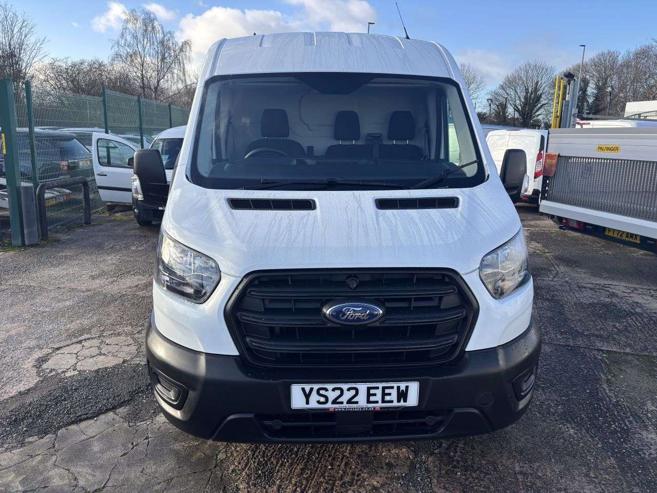 A 2022 FORD TRANSIT 2.0 350 EcoBlue Leader Panel Van 5dr Diesel Manual FWD L3 H2 Euro 6 (s/s) ( A 2022 FORD TRANSIT 2.0 350 EcoBlue Leader Panel Van 5dr Diesel Manual FWD L3 H2 Euro 6 (s/s) (