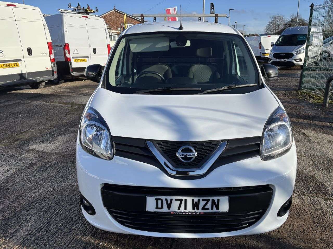 A 2021 NISSAN NV250 1.5 dCi Tekna Panel Van 5dr Diesel Manual L2 Euro 6 (s/s) (95 ps) 1 OWNER F A 2021 NISSAN NV250 1.5 dCi Tekna Panel Van 5dr Diesel Manual L2 Euro 6 (s/s) (95 ps) 1 OWNER F