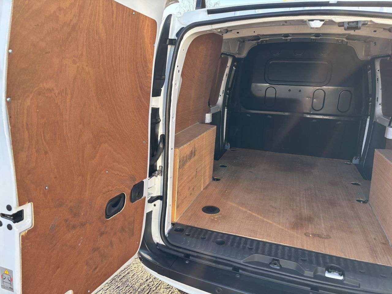 2021 NISSAN NV250 2021 NISSAN NV250