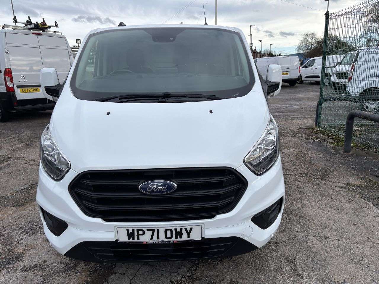 A 2022 FORD TRANSIT CUSTOM 2.0 300 EcoBlue Trend Panel Van 5dr Diesel Manual L1 H1 Euro 6 (s/s) (105 p A 2022 FORD TRANSIT CUSTOM 2.0 300 EcoBlue Trend Panel Van 5dr Diesel Manual L1 H1 Euro 6 (s/s) (105 p