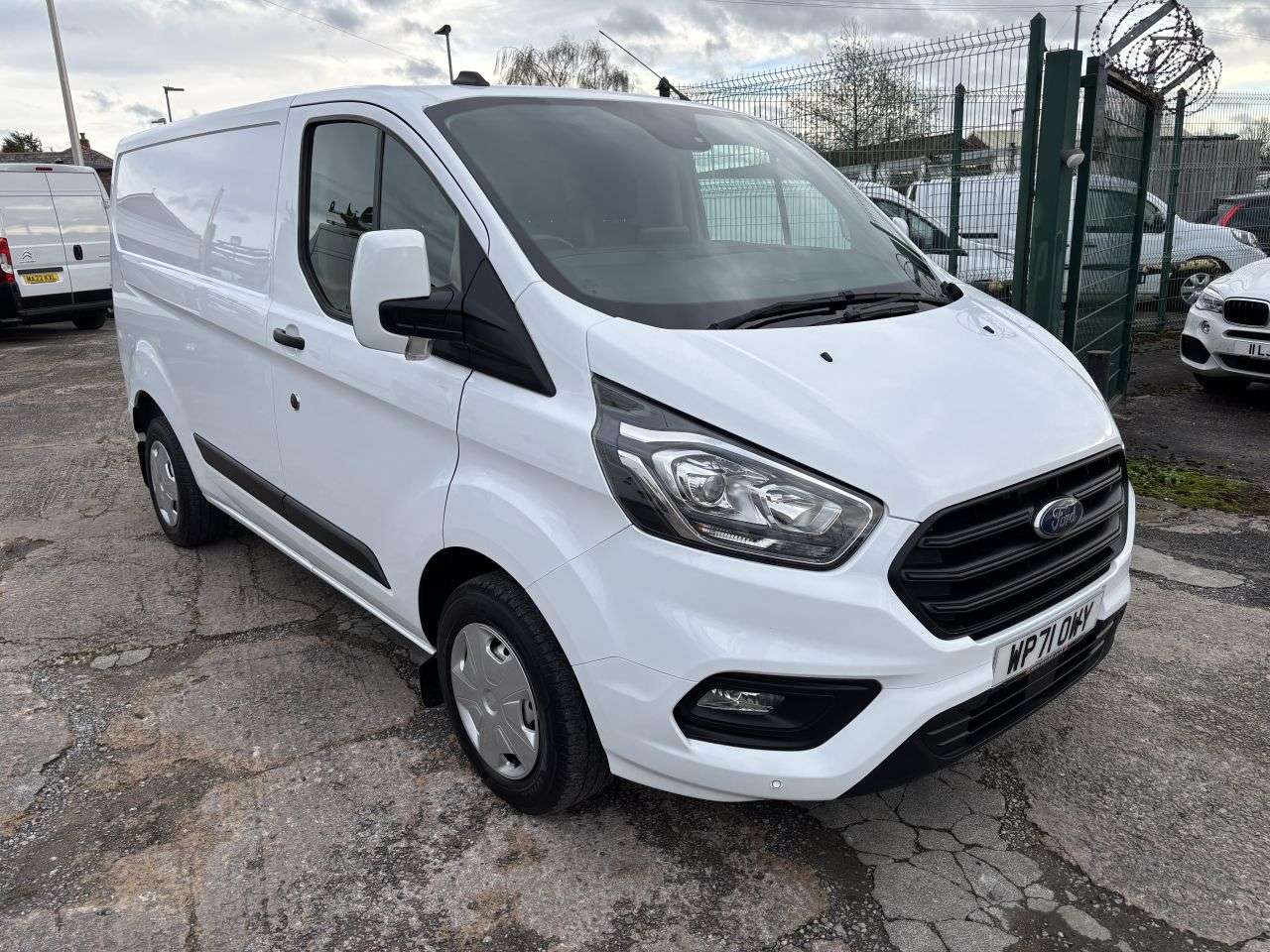 A 2022 FORD TRANSIT CUSTOM 2.0 300 EcoBlue Trend Panel Van 5dr Diesel Manual L1 H1 Euro 6 (s/s) (105 p A 2022 FORD TRANSIT CUSTOM 2.0 300 EcoBlue Trend Panel Van 5dr Diesel Manual L1 H1 Euro 6 (s/s) (105 p