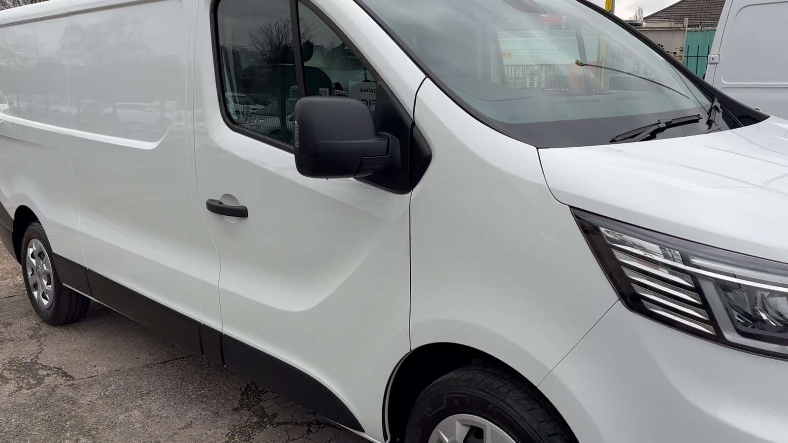 2022 RENAULT TRAFIC 2022 RENAULT TRAFIC