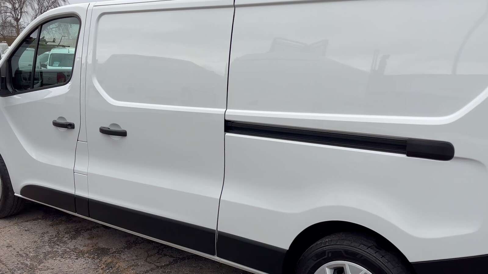 2022 RENAULT TRAFIC 2022 RENAULT TRAFIC