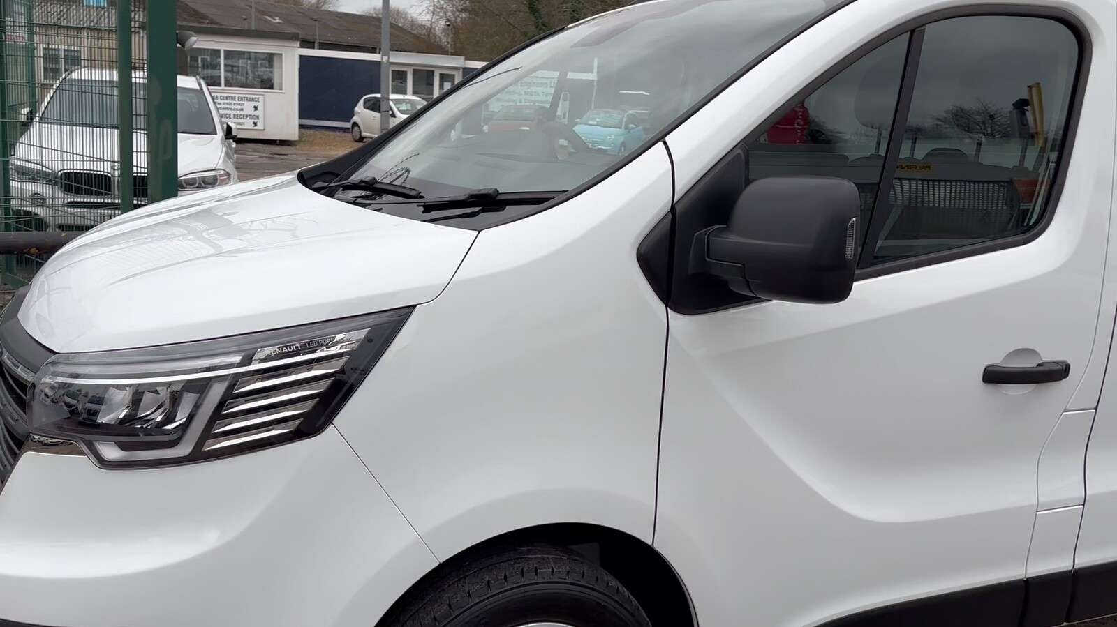 2022 RENAULT TRAFIC 2022 RENAULT TRAFIC